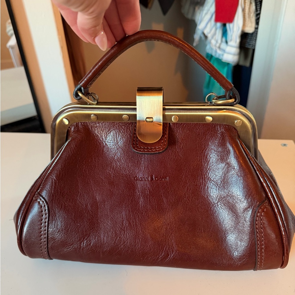 Genuine leather Gianni Conti bag